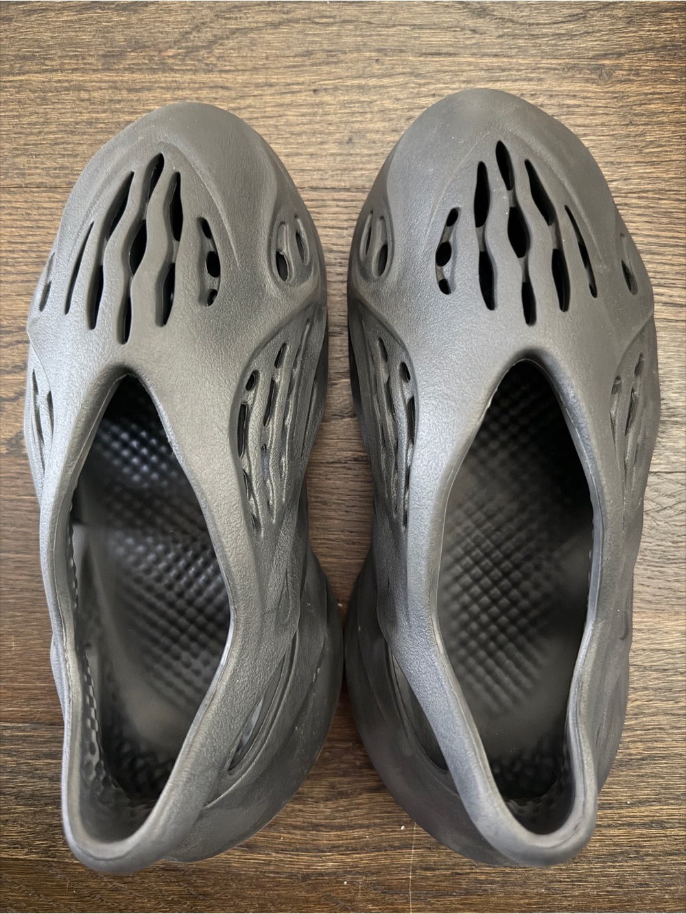 Yeezy Foam Runner Black